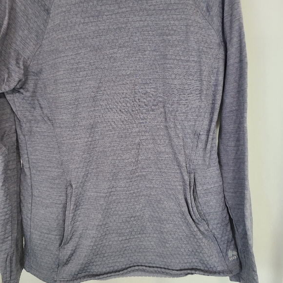 RBX Woman's Preformance Activewear Workout Shirt, Size: Large Color: Grey - Picture 6 of 14